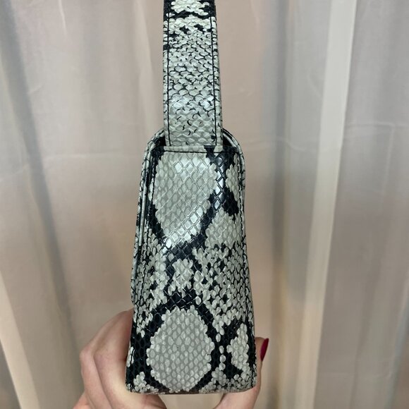 Nine West Grey and Black Faux Snake Skin Purse - Picture 8 of 10